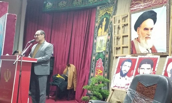 بازخوانی رفتار شهدا باعث عبور از چالش‌ها خواهد شد/ ضرورت واژگان‌سازی دست‌نوشته‌های شهدا