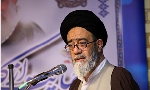 توهین به مقدسات ملت ایران نشانه استیصال جبهه استکبار است