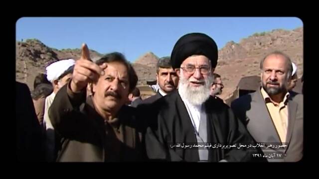 گوشه‌هایی از بازدید رهبر انقلاب از پشت صحنه فیلم محمد رسول‌الله(ص)