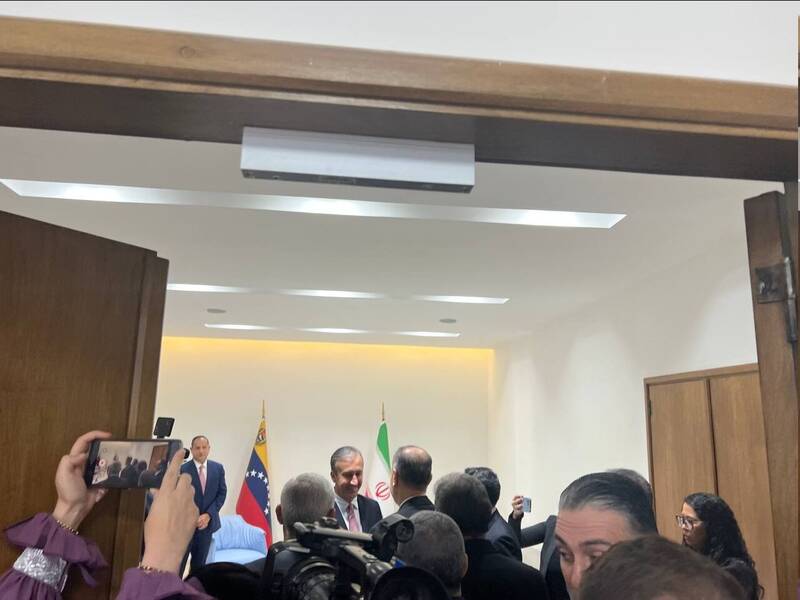 دیدار امیرعبداللهیان با وزیر نفت ونزوئلا
