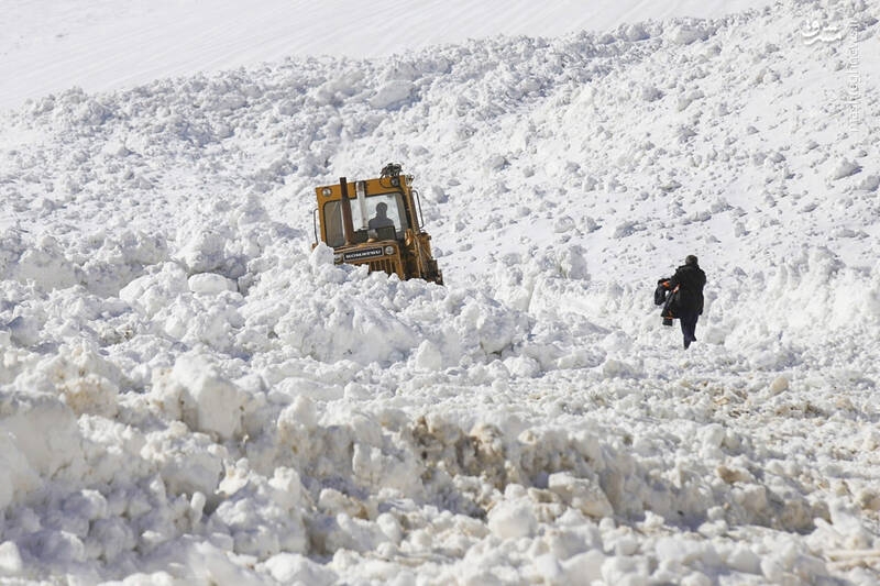 عکس/ بازگشایی مسیرهای ارتباطی کوهرنگ و بازفت