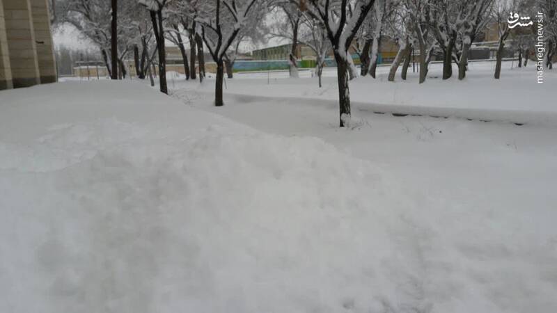فیلم/ارتفاع باورنکردنی برف در شهر کوهرنگ