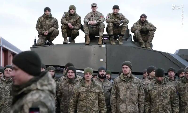 خدمه اوکراینی آماده استفاده از تانک‌های چلنجر۲ +عکس