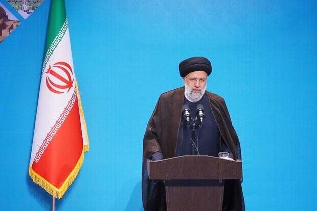 دشمن می‌خواهد در مدارس ایجاد دلهره کند/ وعده ایجاد سالانه یک میلیون شغل محقق شد/ افتتاح ۱۵ طرح بزرگ صنعت آب و برق بوشهر