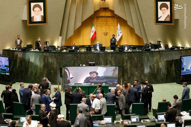 عکس/ جلسه استیضاح وزیر صمت در صحن علنی مجلس