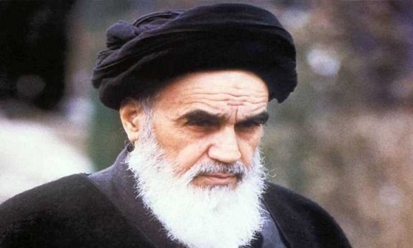 امام خمینی (ره)؛ متفکری تحول‌آفرین