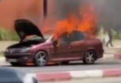 فیلم/ آتش‌گرفتن یک خودرو در سنندج