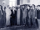 تهران - حسینیه ارشاد - در کنار کارکنان حسینیه - دکتر علی شریعتی نیز دیده می‌شود - 1348