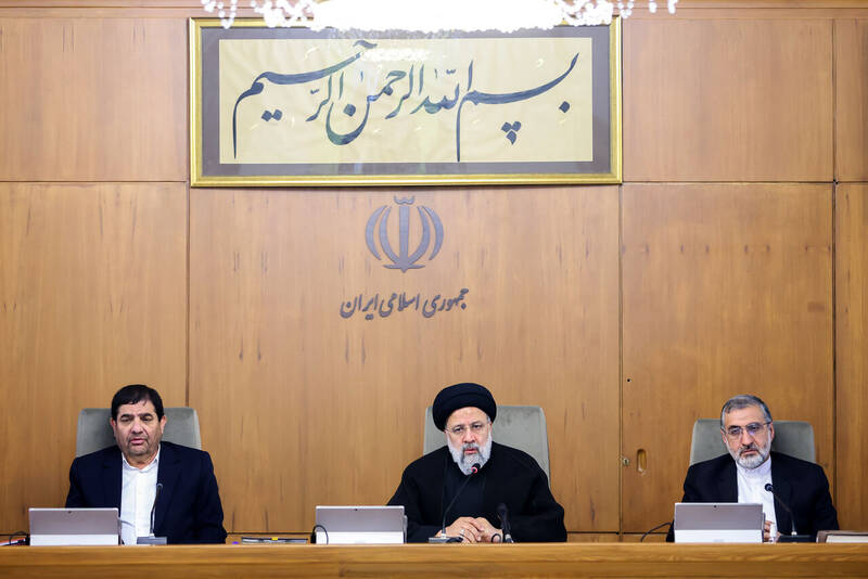 ماموریت ویژه رئیس‌جمهور به وزرای نیرو و خارجه برای پیگیری حق‌آبه ایران از هیرمند