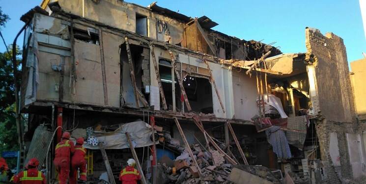 مرگ مرد ۵۰ ساله بر اثر ریزش ساختمان در تهران