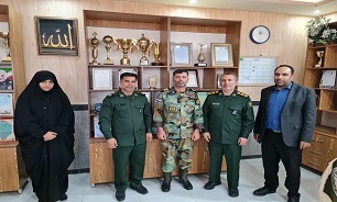 دیدار مدیر کل حفظ آثار و نشر ارزش‌های دفاع مقدس استان قزوین با فرمانده تیپ ۱۱۶ پیاده مکانیزه ارتش