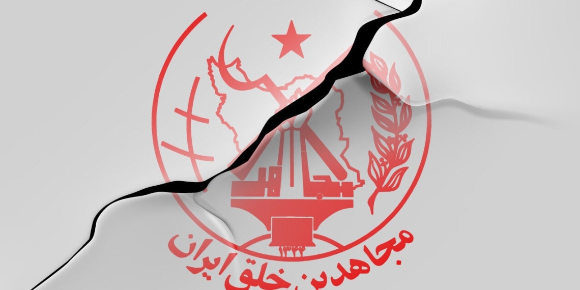 ضربه بر پیکره تار عنکبوتی منافقین