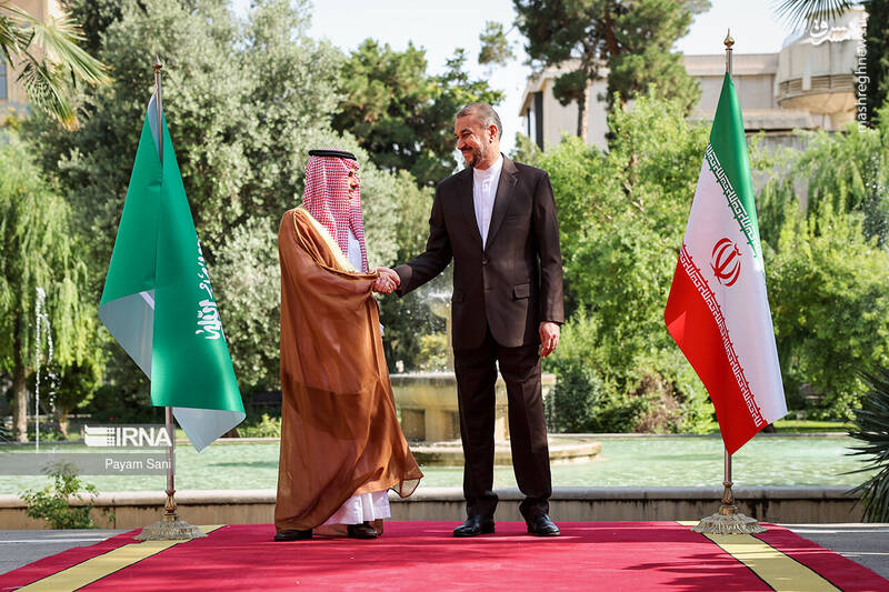 پیام ویژه پادشاه سعودی برای مقامات ایران چیست؟/ جاسوس‌های هسته‌ای سایه به سایه بن فرحان در تهران!