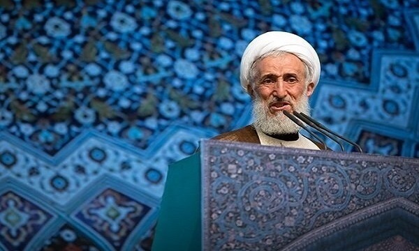 امروزه، میان امامت و امت فاصله‌ای نیست