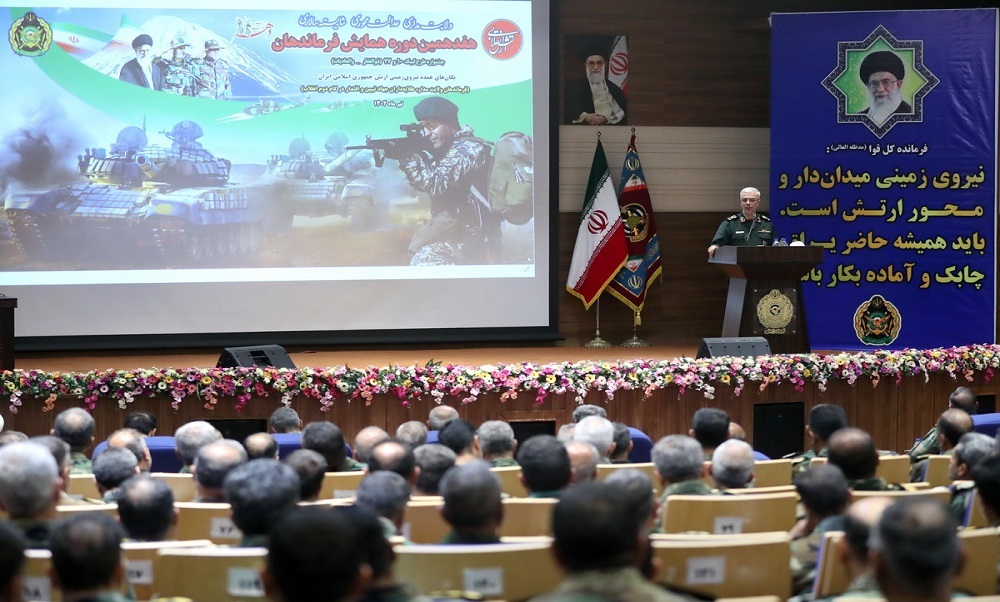 سرلشکر باقری: تحول ساختاری نیروی زمینی ارتش در سالیان اخیر، بسیار بزرگ و چشمگیر بوده است/ ملت ایران بارها دشمنان را در دستیابی به اهداف شوم خود ناکام گذاشته‌اند