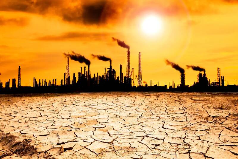 آیا زمین واقعا وارد «نقطه‌ی جوش» شده است؟/جنگ جهانی علیه سوخت فسیلی و فقیرترشدن جهان+عکس