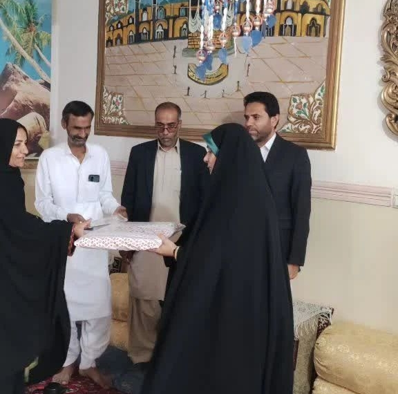 دیدار جامعه دانشگاهی شهرستان خاش با جانباز دوران دفاع مقدس