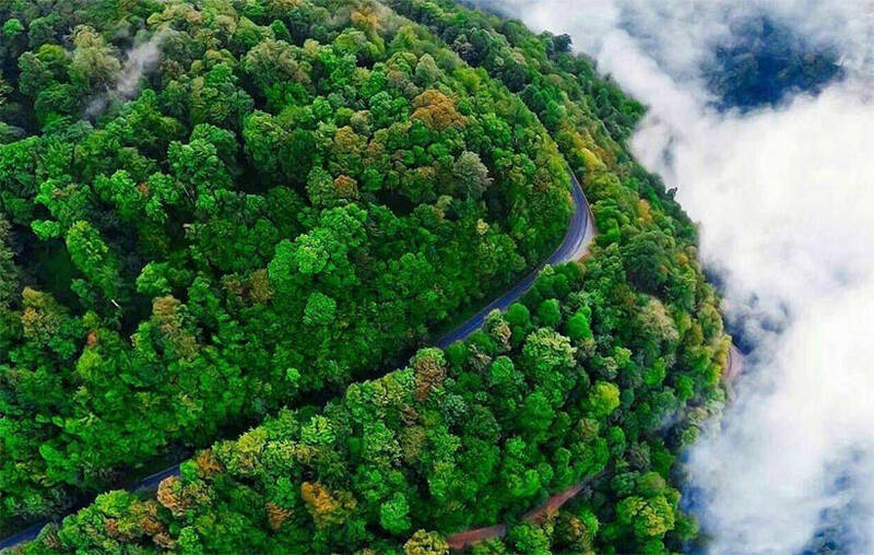 طبیعت تماشایی جاده اسالم به خلخال