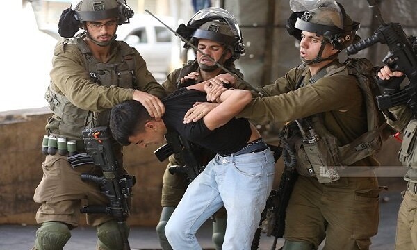 بازداشت گسترده جوانان فلسطینی توسط نظامیان صهیونیست