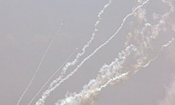 شلیک ۷۰ موشک از سمت لبنان به پایگاه نظامی رژیم صهیونیستی