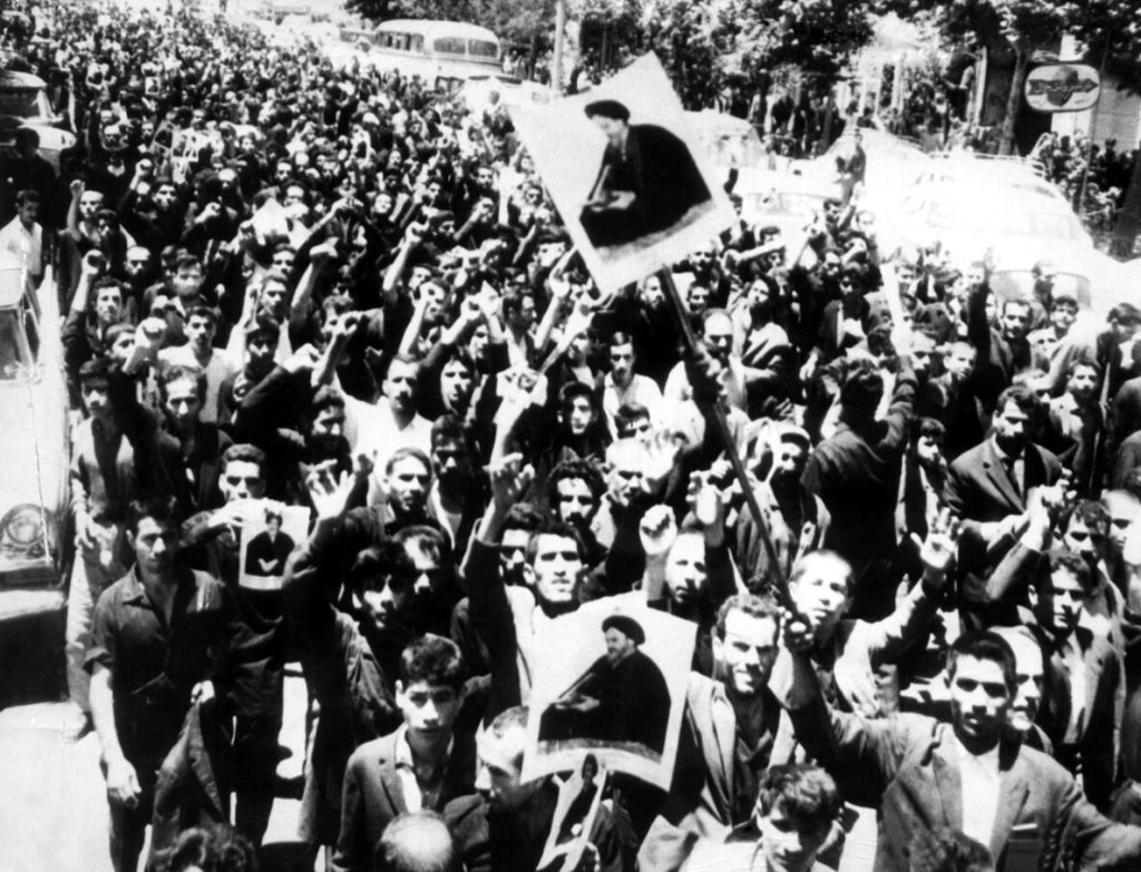 راهپیمایی گرامیداشت قیام ۱۵ خرداد برگزار می‌شود 