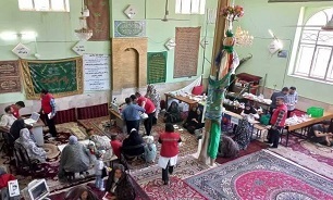 ارائه ۵۰۵ خدمت درمانی رایگان به بیماران محروم روستای کلاته سبز