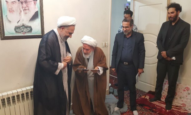 دیدار مسؤولان دستگاه قضا با خانواده شهید «توکل محمدی و حسین حبیبی» در زنجان
