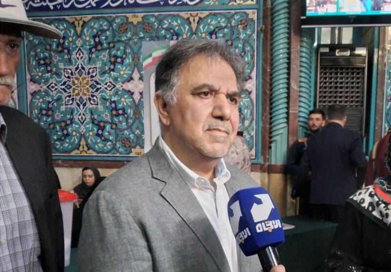 آخوندی: رئیس‌جمهور جدید مسئله‌ مشارکت را در نظر بگیرد