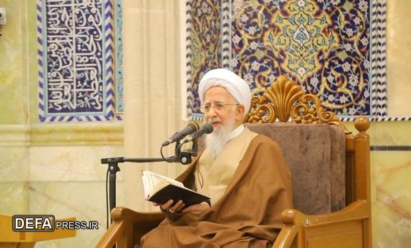 آیت‌الله جوادی آملی: نماز جمعه نصر آبرویی برای اسلام بود