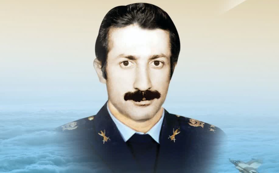 ویژهنامه «شاهد یاران» برای سرلشکر خلبان شهید حسین خلعتبری منتشر شد