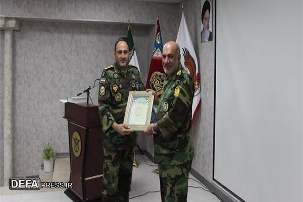 تکریم و معارفه فرماندهان قدیم و جدید تیپ ۵۵ هوابرد شیراز