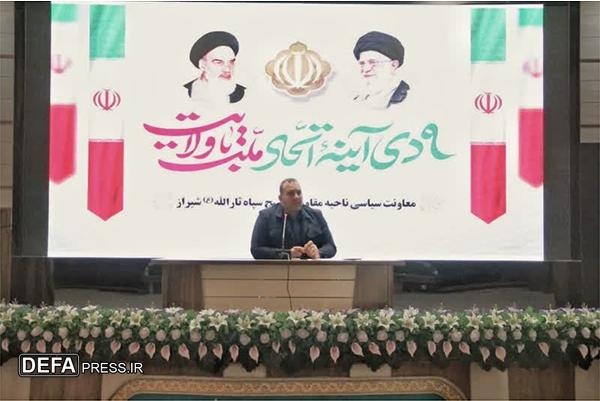 ۹دی خط بطلان فتنه‌های دشمنان و ایستادگی بر عهد و پیمان با رهبری است