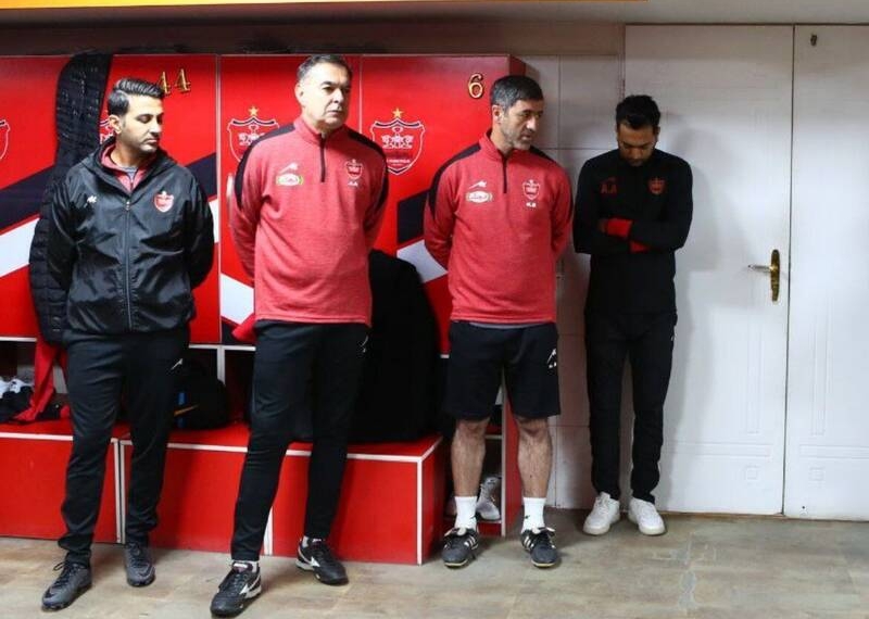 تصویر کریم باقری در ۹ سالگی کنار استقلالی دوآتشه