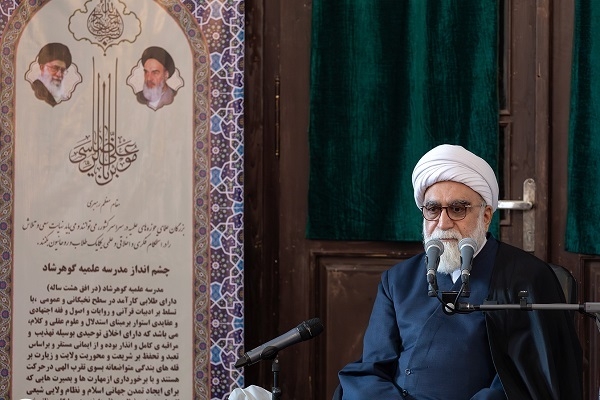 تقویت علمی طلاب؛ سلاح جنگ نرم با دشمن/ رهبر معظم انقلاب اسلامی؛ شاخص جهتگیریها در مسائل روز است