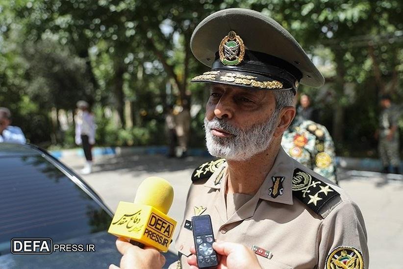 سرلشکر موسوی: دفاع مقدس یک قطعه تاریخی سازنده برای سربلندی فردای این کشور است