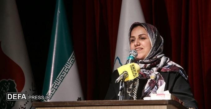 تصویر فضای دهه ۶۰ در کتاب «ستاره میبارید»