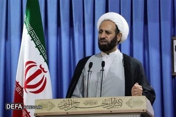 حجت الاسلام شمسی فر: راه‌حل مشکلات کشور در غرب نیست