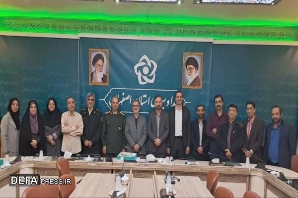 تقدیر ازعوامل برنامه رادیویی دفاع مقدس شبهای روشن