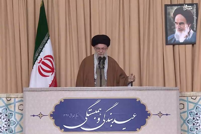 فیلم/ نسخه کامل خطبه‌های نماز عید سعید فطر به امامت رهبر انقلاب