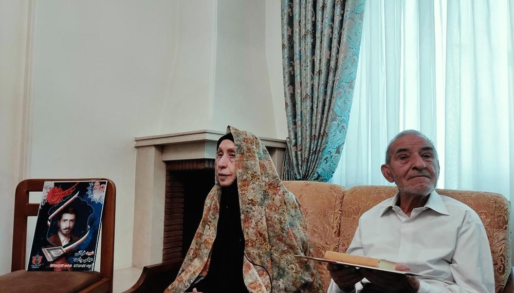 دیدار فعالان قرآنی بسیج تهران بزرگ با خانواده شهید «عباس راصد»