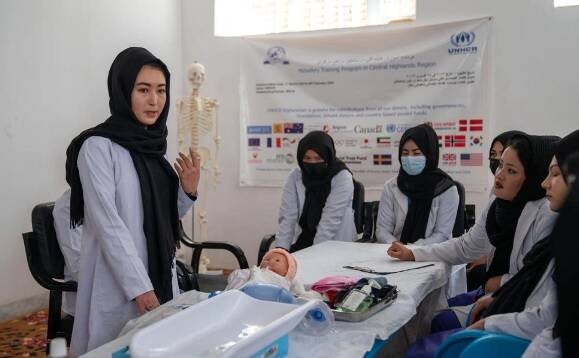 پرستاران افغان در بیمارستان‌های خصوصی تهران