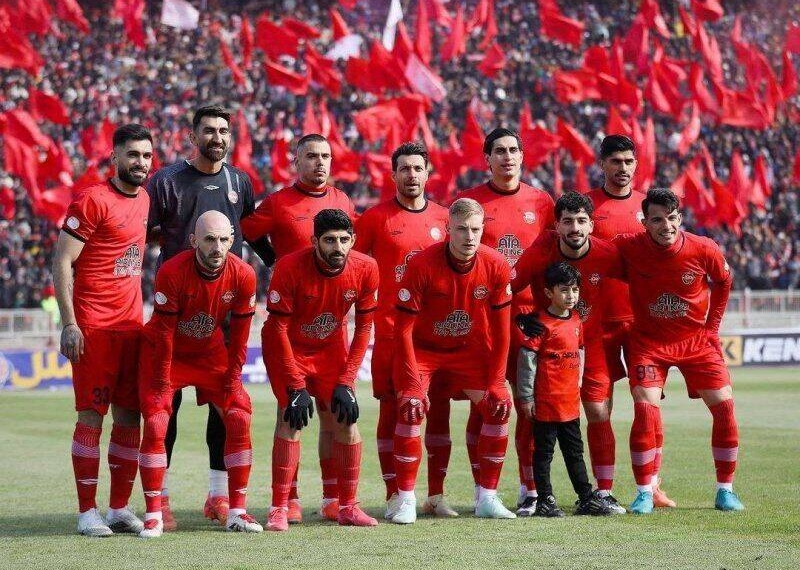 یک استقلالی مدعی کسر امتیاز از تراکتور شد!