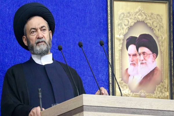 امام جمعه اردبیل: در تاریخ ثبت شود که رئیس‌جمهور آمریکا به نام خلیج فارس صحه گذاشت