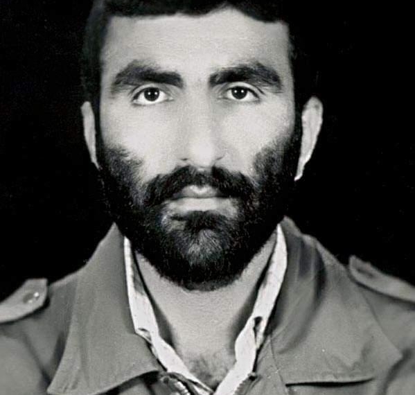 هرکس مهیای شهادت است، بماند!