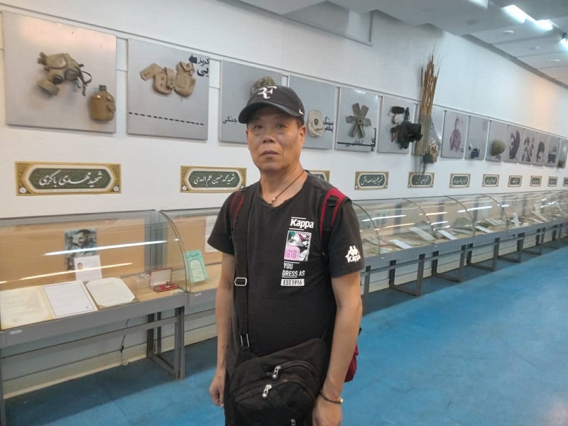 بازدید گردشگران چینی از موزه مرکزی شهدا