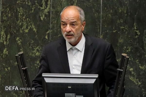 رضازاده: فشار و تهدید ایران را از مسیر استقلال علمی و فناوری خود بازنمیدارد