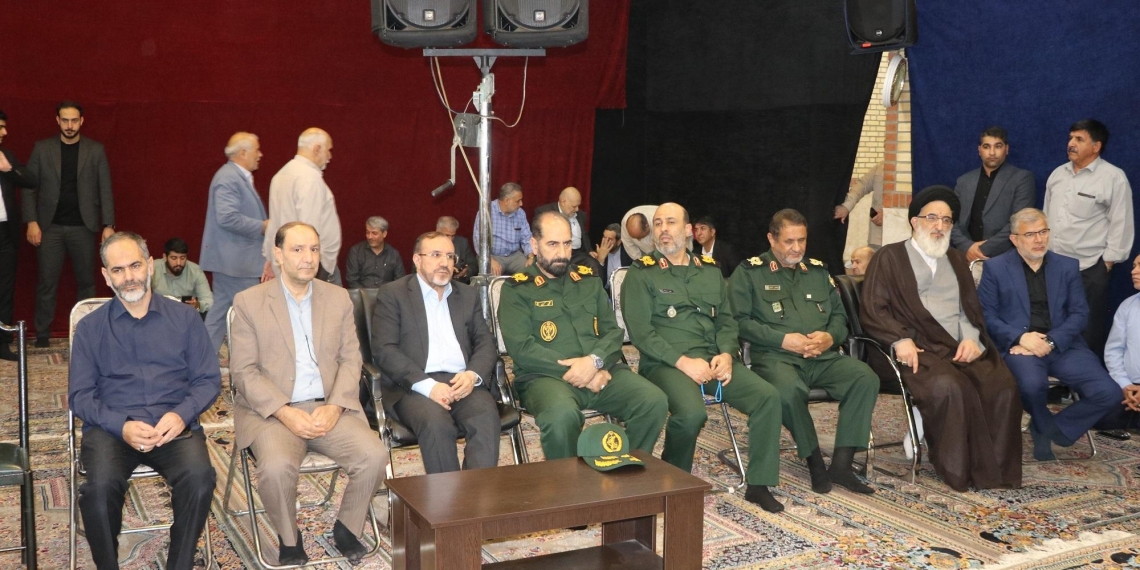 حضور پرشور فرماندهان عالی‌رتبه سپاه و پیشکسوتان در بیست‌وهشتمین گردهمایی یادگاران دفاع‌مقدس استان البرز