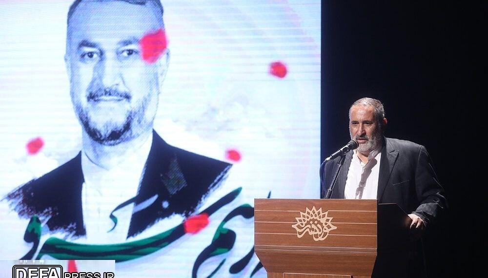 گرامیداشت شهید امیرعبداللهیان در محفل شعر «به رسم سرو»