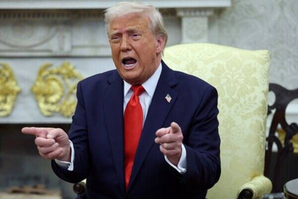 ترامپ: چین بازارهایش را به روی آمریکا بگشاید