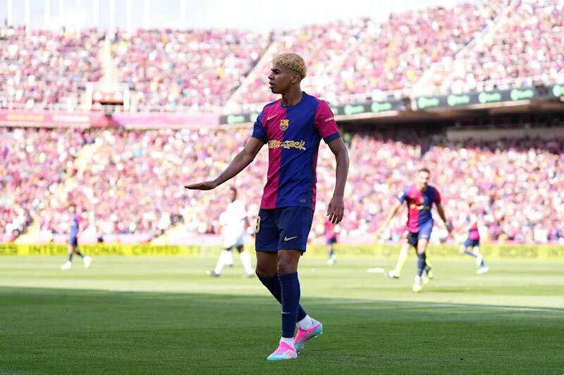 فیلم/ خلاصه بازی بارسلونا ۴ - رئال مادرید ۳ (گزارش اسپانیایی و عربی)